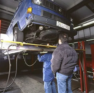 The Technical Inspection Association (TUeV) during the inspection of motor vehicles on 16