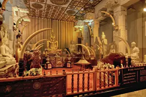 Temple of the sacred Tooth Relic or Sri Dalada Maligawa