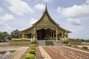 Temple Wat Sirindhorn Wararam, Wat Phu Prao