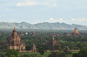 Temples and pagodas in Bagan, Myanmar