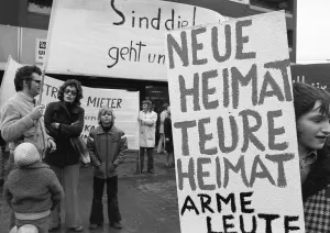 Tenants of Neue Heimat in Dortmund-Scharnhorst protested against rent increases in their housing estate with a