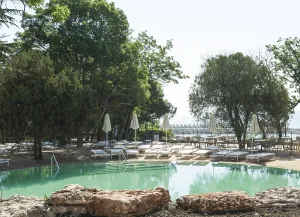 Territory of Sana Aquahouse hotel with swimming pools