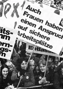 The Textile and Garment Workers Union (GTB) demonstrated in Bonn with about 10