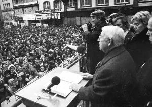 The Textile and Garment Workers Union (GTB) demonstrated in Bonn with about 10