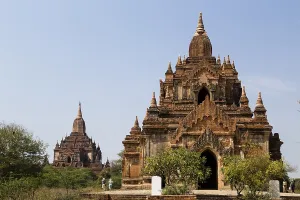 Thabeik Hmauk, one of Bagan's 4000 temples
