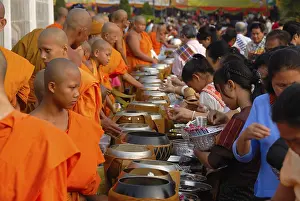 Theravada Buddhism, That Luang Festival
