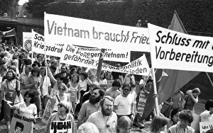 Several thousand demonstrators came to protest for disarmament and peace in Vietnam on Anti-War Day