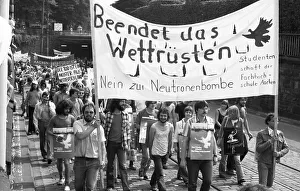 Several thousand demonstrators came to protest for disarmament and peace in Vietnam on Anti-War Day