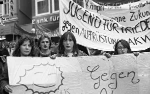 Thousands of mainly young people demonstrated for disarmament in East and West