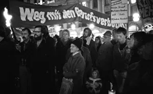 Thousands of mainly young people demonstrated for disarmament in East and West