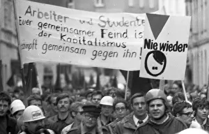 Many thousands of people gathered in Bonn on 11