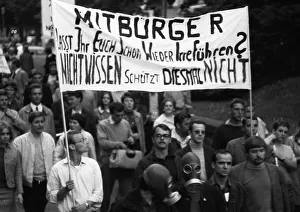 Many thousands of people gathered in Bonn on 11