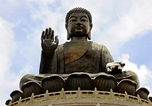 Tian Tan Buddha or Big Buddha statue