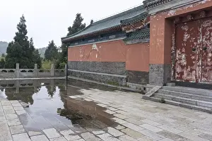 Tianmen mountain temple on the top of the mountain