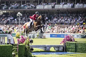 Category Historic EN Prints: Tiffany Foster of Canada and riding Figor compete in the first round of the 1