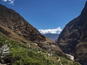 Tiger Leaping Gorge, mountains