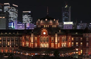 Tokyo Station at Night, Central Station