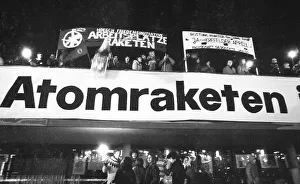 With a torchlight march and a rally in the Westfalenhalle
