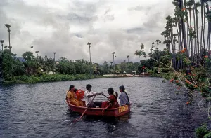 Tourists enjoying boating in the lake at Courtalam Kutralam Kuttalam