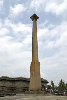 One tower in front of Channakesava Vishnu temple