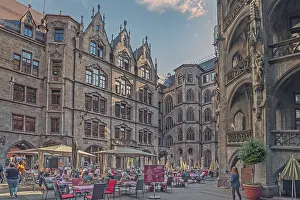 Town hall courtyard with parasols and tourists