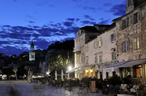 Town square with Sv. Stjepan cathedral