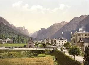 The town of Toblach, Dobbiaco, in the Puster Valley