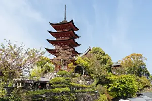Toyokuni Shrine, five-story pagoda