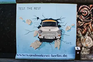 Trabi go West, East Side Gallery, Berlin Wall