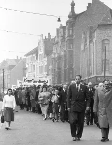 The traditional 1 May 1958 parade of the DGB