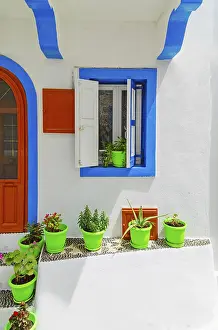 Traditional house entrance, Mandraki