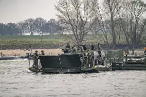 Category Historic EN Prints: Transport exercise of the Dutch army