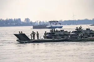 Category Historic EN Prints: Transport exercise of the Dutch army