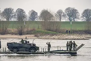 Category Historic EN Prints: Transport exercise of the Dutch army