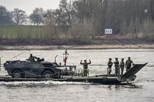 Category Historic EN Prints: Transport exercise of the Dutch army