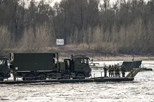 Category Historic EN Prints: Transport exercise of the Dutch army