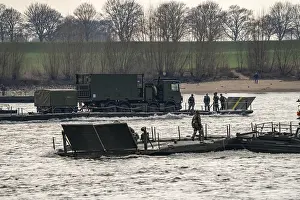 Category Historic EN Prints: Transport exercise of the Dutch army