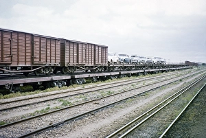 Transport of railway freight wagons and wagons with a piggyback transporter, Australia 1956, due to different track gauges