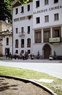 The travelling group of the Bromley Scooter Club stands in front of the Hotel Albergo Crimea, Chiavenna, Lombardy, Italy, July 1959, Europe