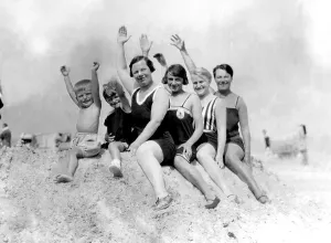 Trip to the beach, historical image, ca. 1926
