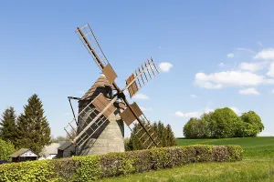 Turmhollander windmill in Reichstadt