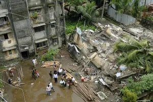 Twenty-five years old building collapsed after it developed cracks in between two buildings Mulund