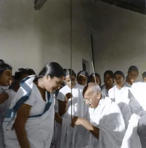 Uma Agarwal with Mahatma Gandhi, Wardha, Maharashtra, India, Asia, 1945, Asia