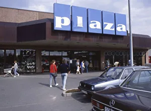 Unna. Supermarket Plaza. ca. 1988