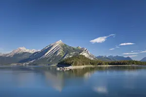 Upper Kananaskis Lake in Peter Lougheed Provincial Park in summer