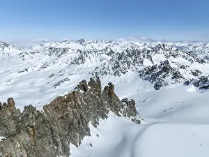Vadret da Porchabella glacier in winter