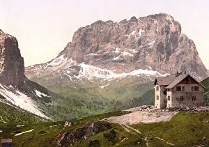 Val Gardena, Gardena Pass, Hospice and Langkofl mountain