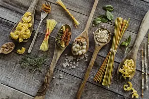 Framed Print : Various pasta on wooden spoons
