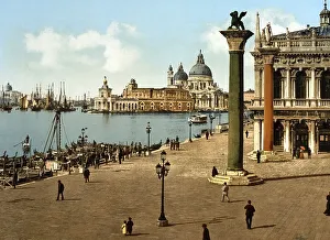 Venice. Piazaetta e colonne di San Marco