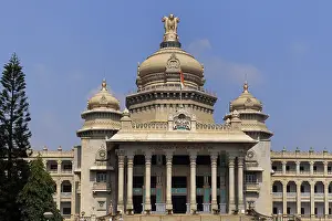 Vidhana Soudha Secretariat and state Legislature